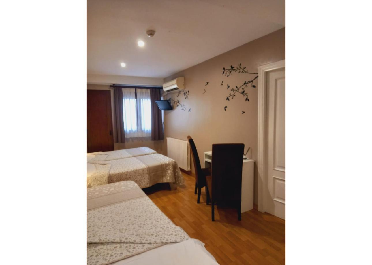 Hotel El Acebo جاكا المظهر الخارجي الصورة
