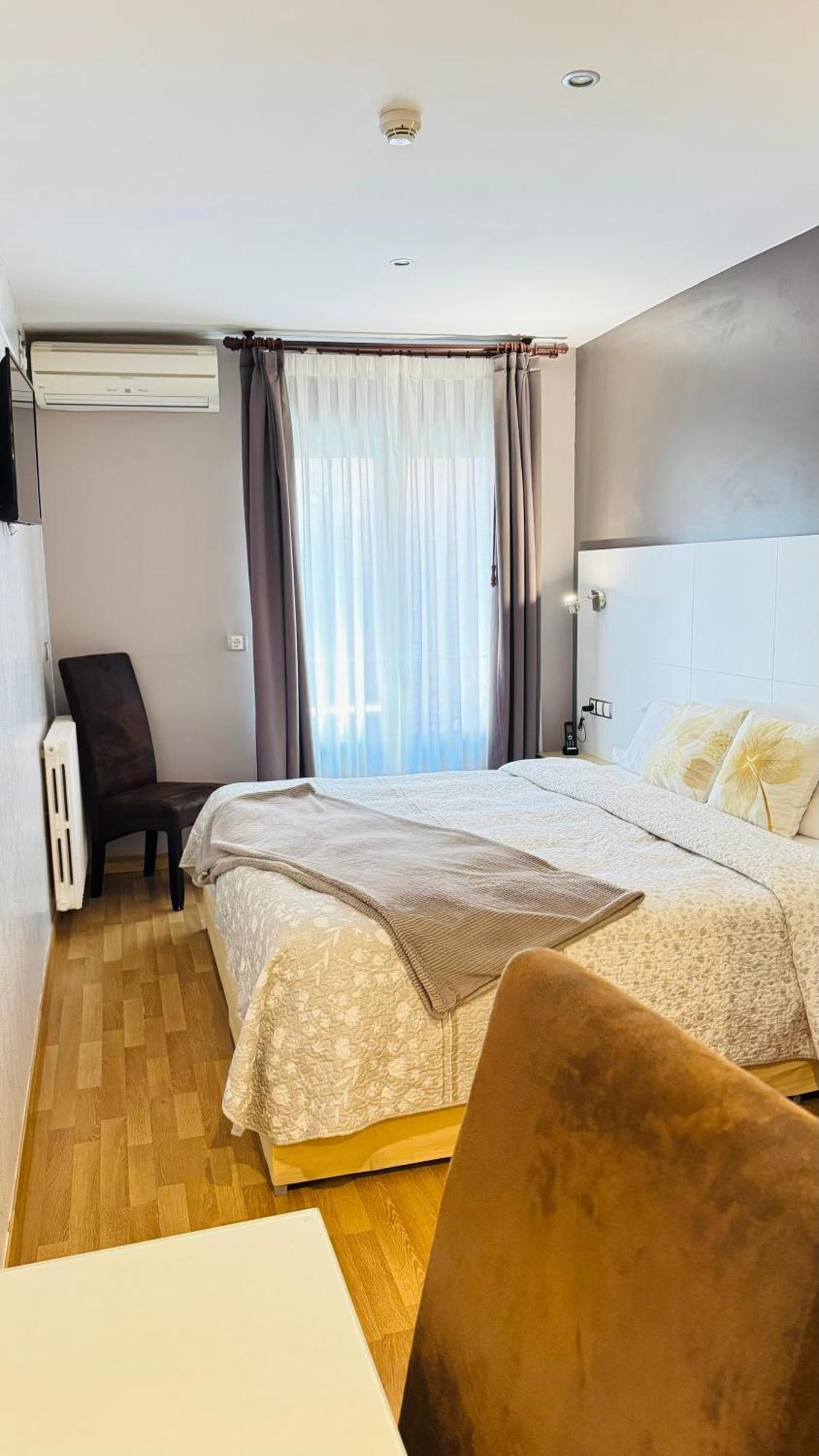 Hotel El Acebo جاكا المظهر الخارجي الصورة