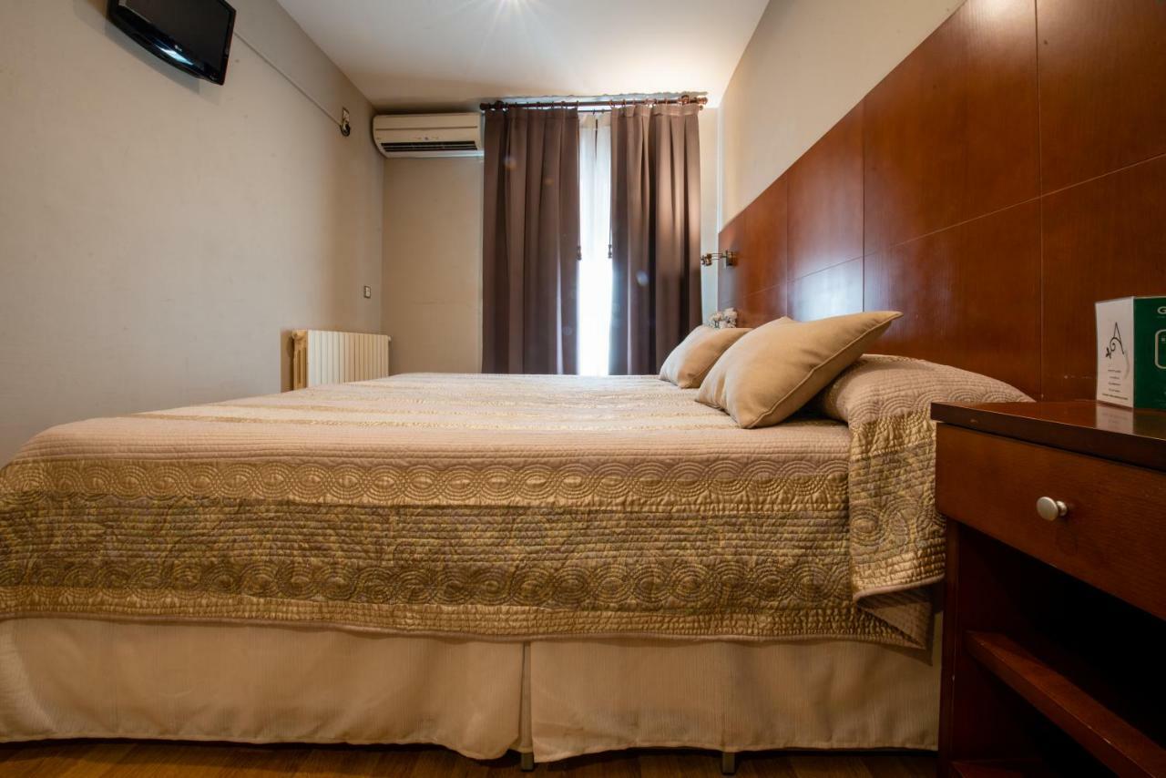 Hotel El Acebo جاكا المظهر الخارجي الصورة